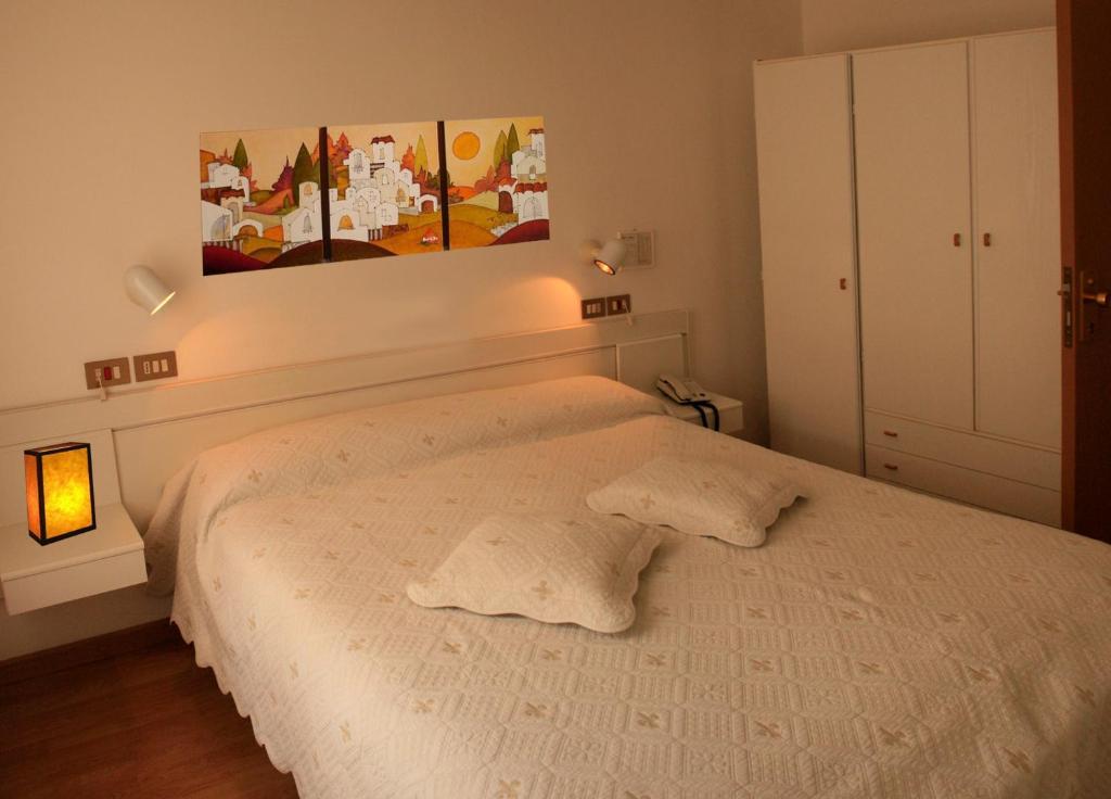 Hotel Aggravi Chianciano Terme Room photo