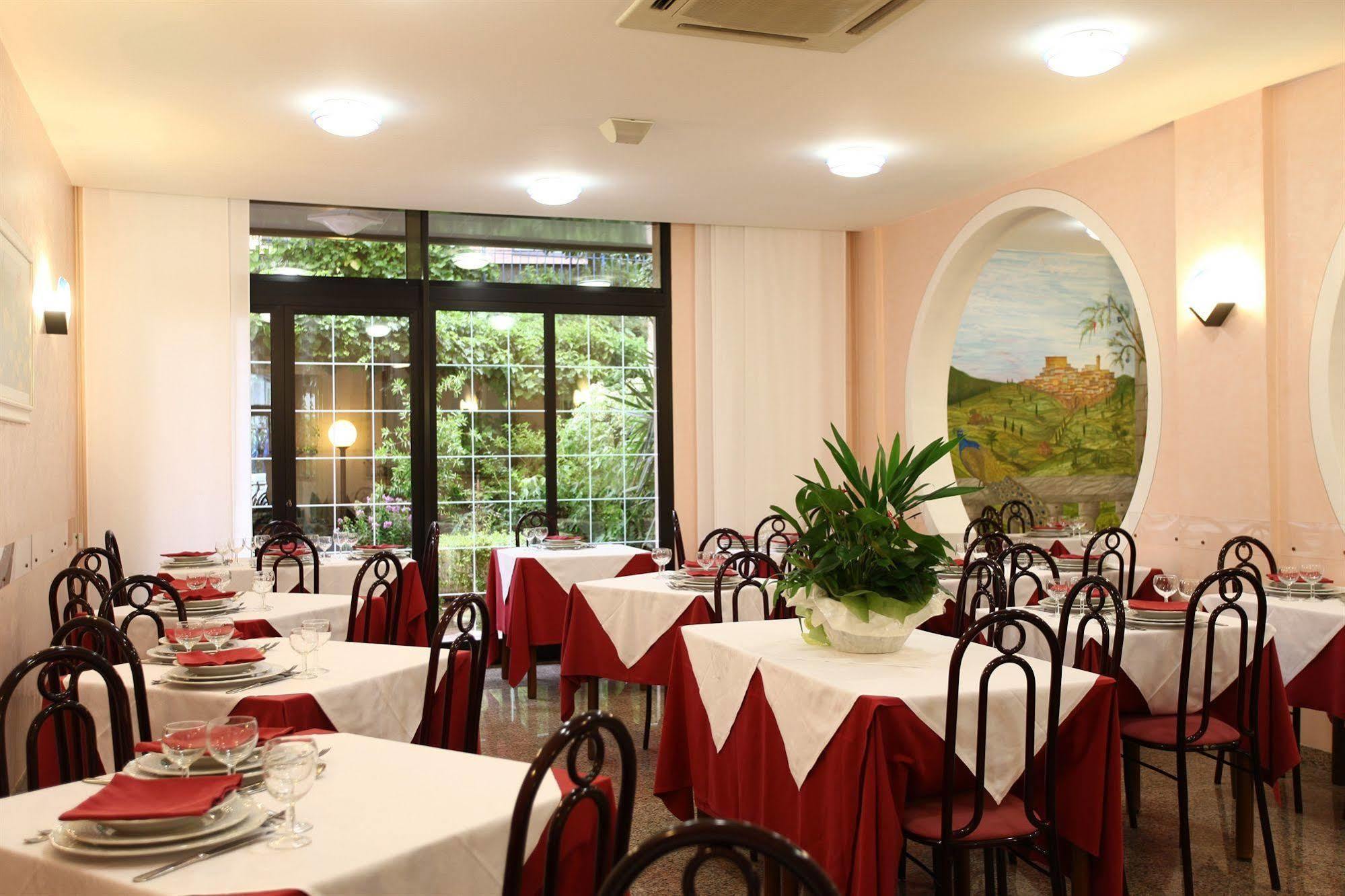 Hotel Aggravi Chianciano Terme Exterior photo